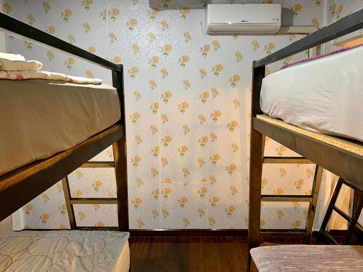 Chang Bed And Bar Hostel (Adults Only) 수랏타니 외부 사진